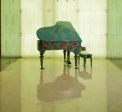 Social Connectivity - Green Hotel